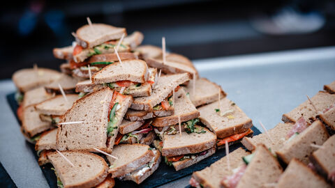 Hausmacher Brote mit ahler Wurst aus Nordhessen